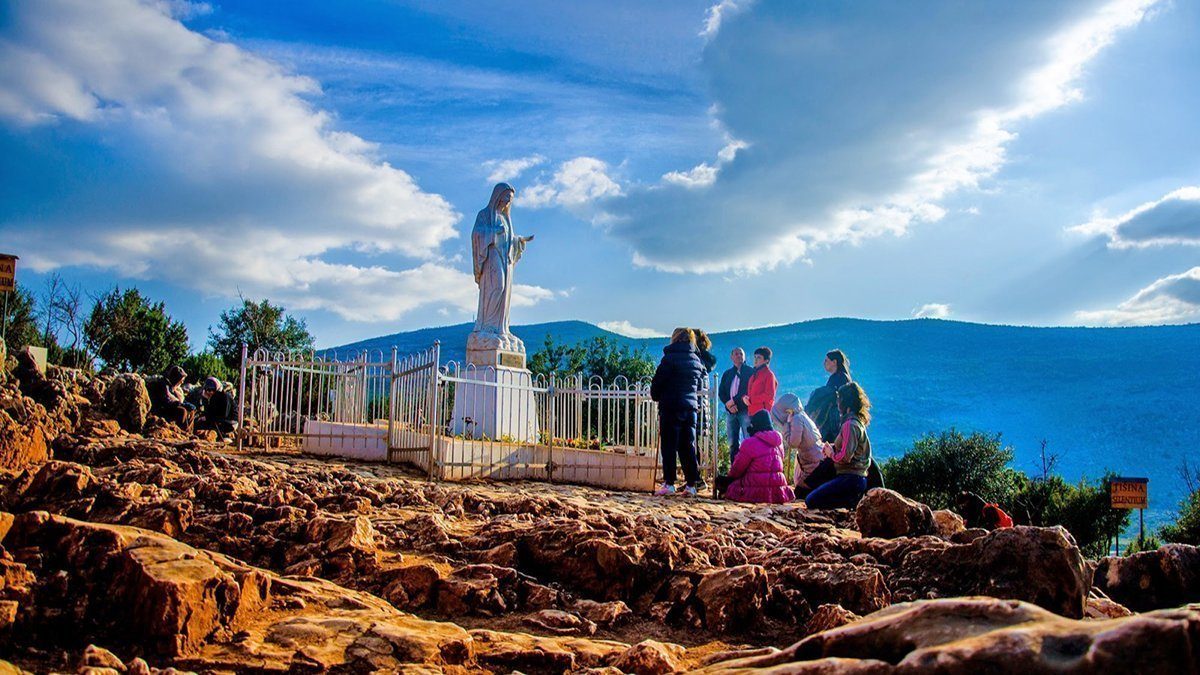 The Hill of Virgin Mary - Medugorje Private Tour from Dubrovnik - Adria Luxury Travel